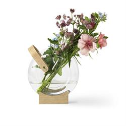 Handle Vase by Eva Harlou | Mater